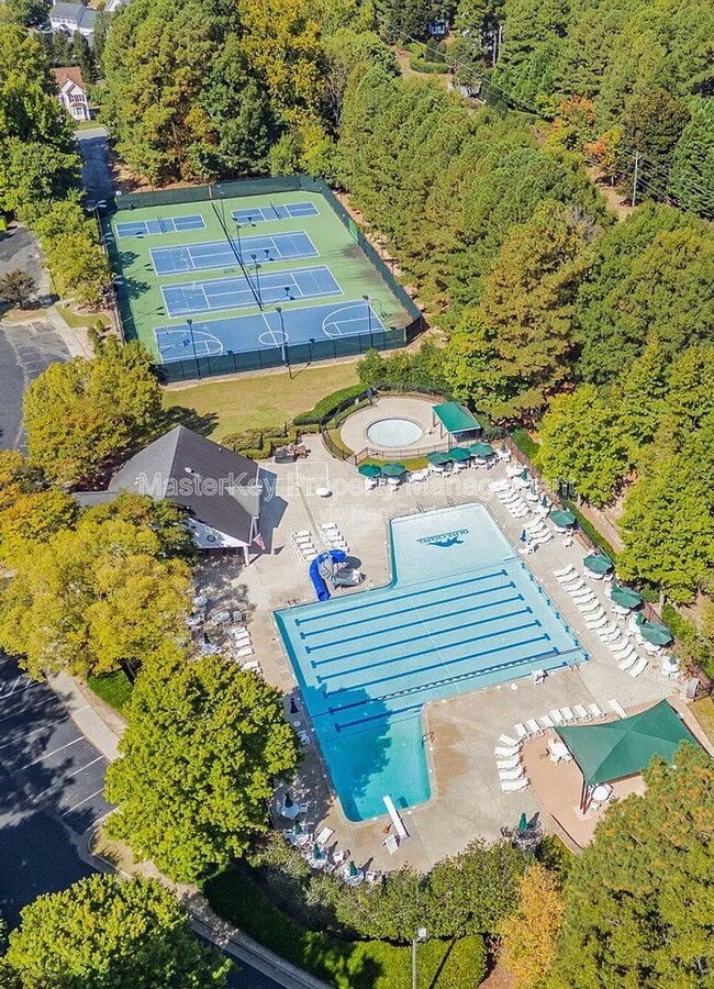 Building Photo - 2010 Silky Dogwood Trail