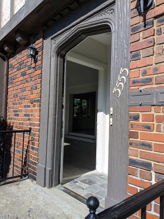 Building Photo - 3553 Ingleside Rd