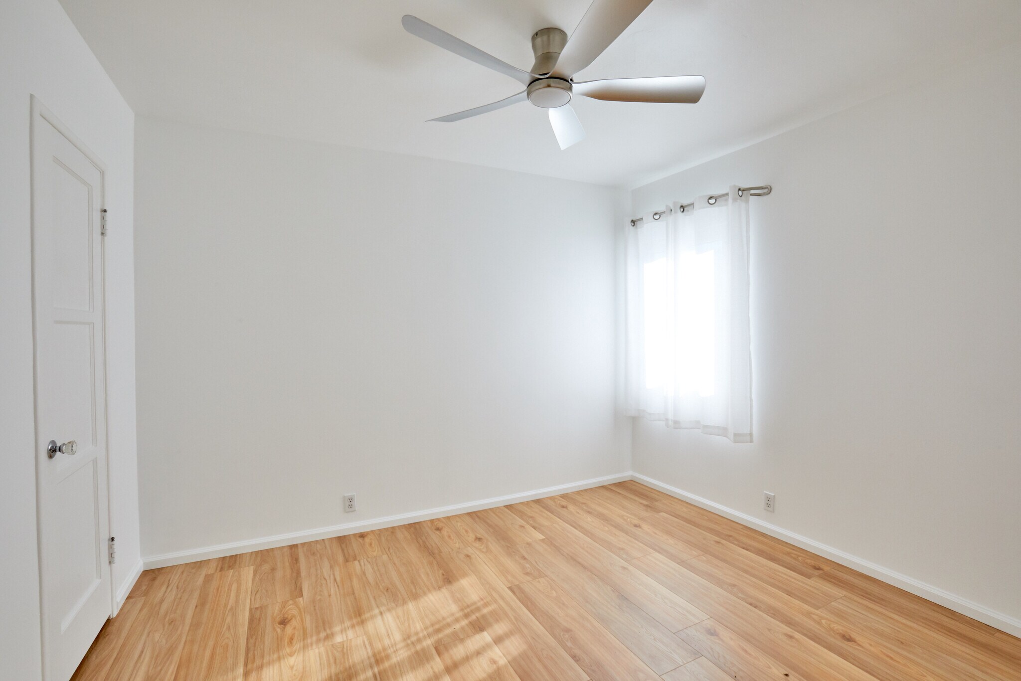 Bedroom - 13320 Zanja St
