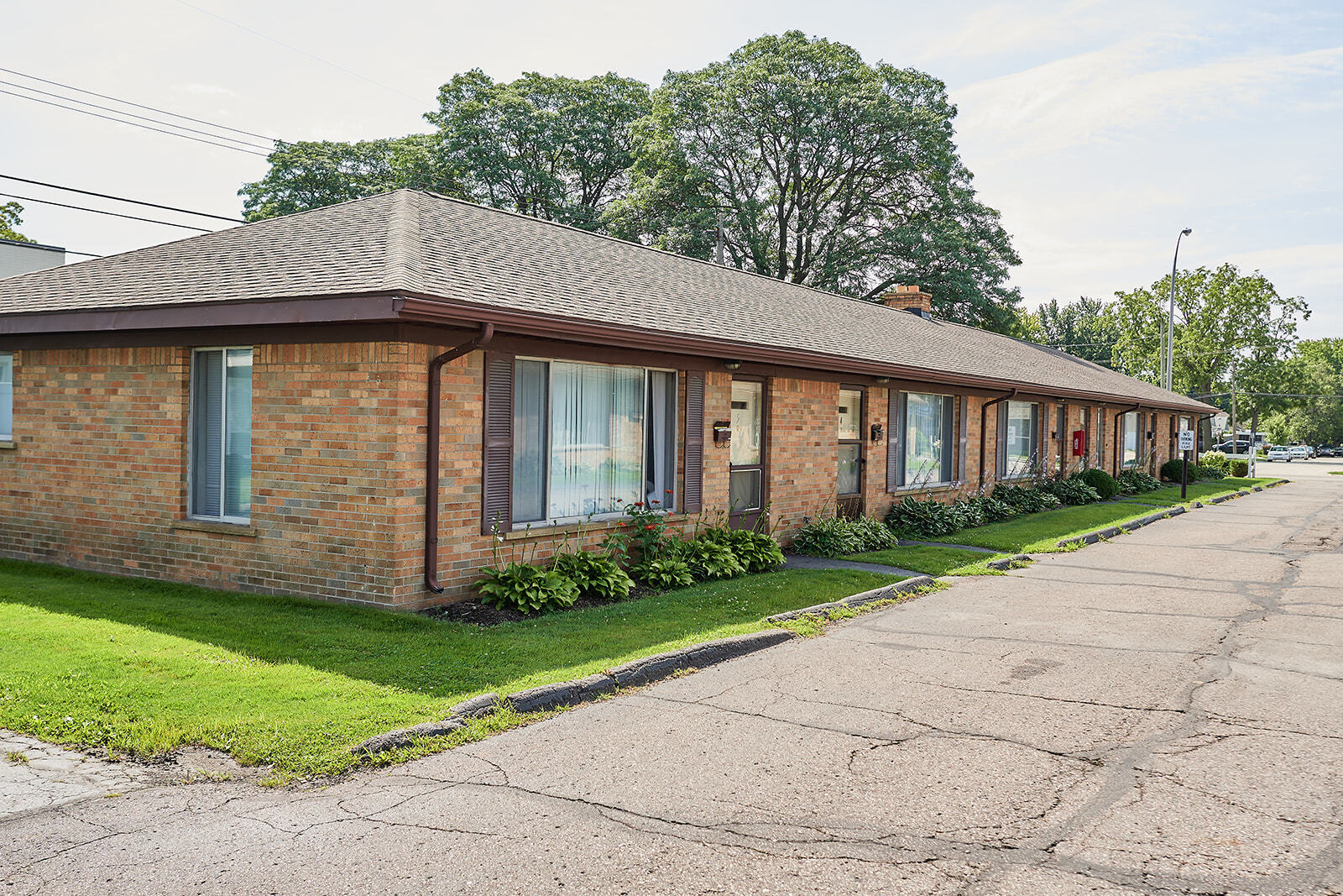 Building Photo - 4304 13 Mile Rd