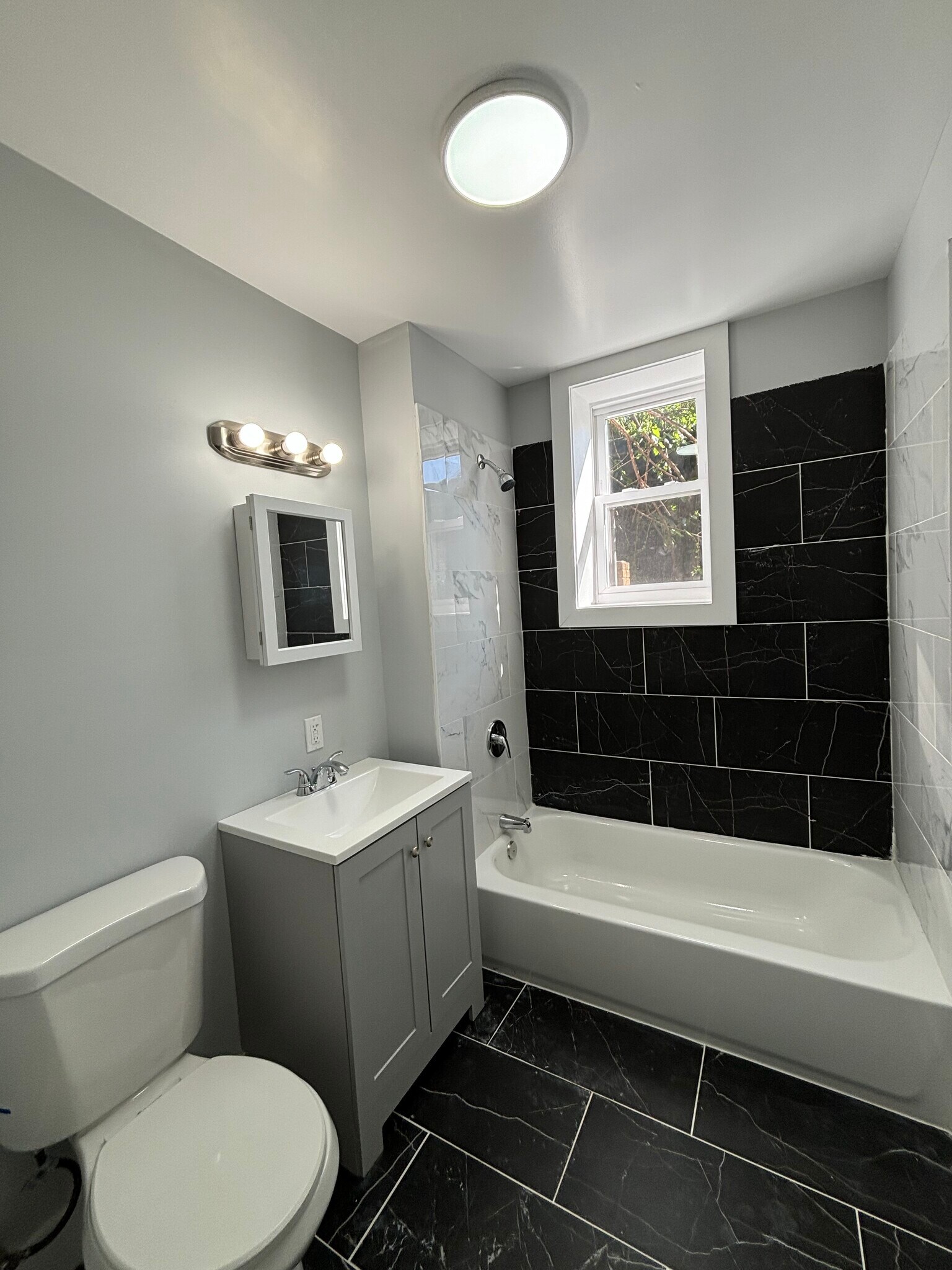 308 Renner Ave 3 - 304-306 Renner Ave