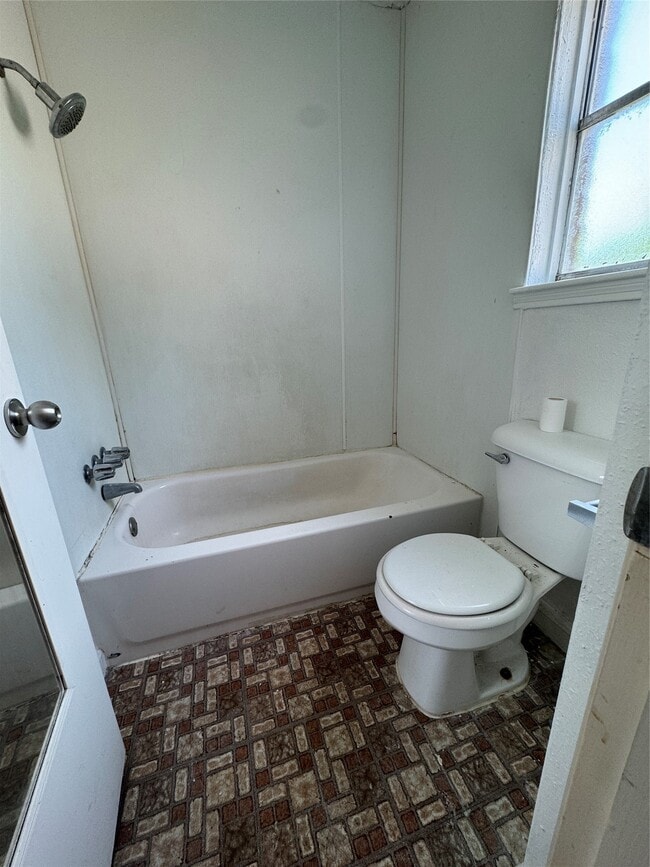 Building Photo - 9330 Tooley Dr