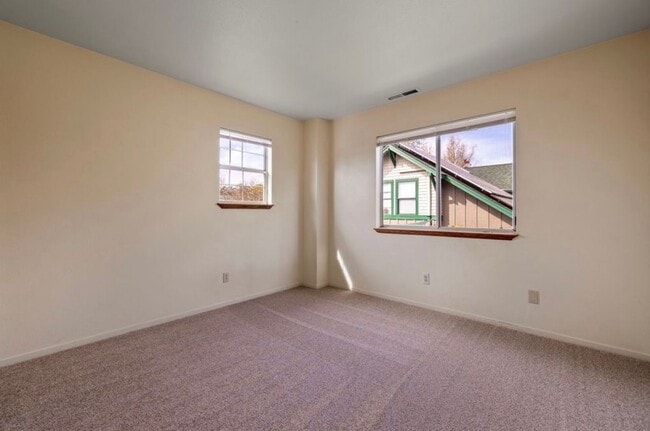 Building Photo - 2436 Paul Minnie Ave