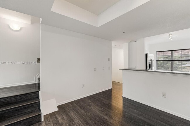 Building Photo - 8900 NE 8th Ave