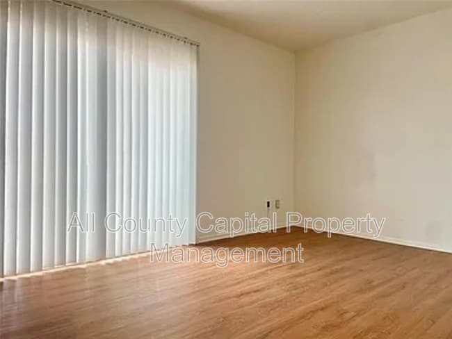 Building Photo - 2705 Windswept Cove