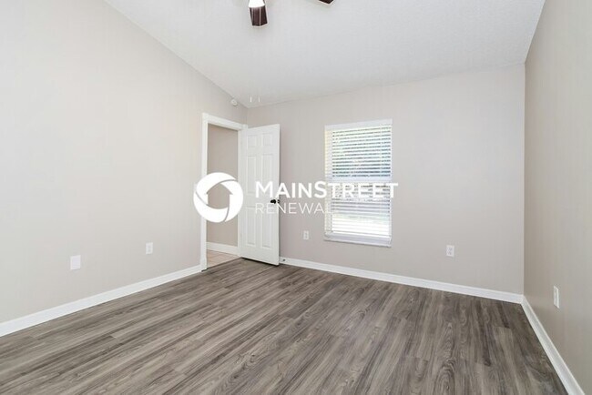 Building Photo - 3 Bedroom Pet-Friendly Home in St. Cloud, FL with Main Street Renewal