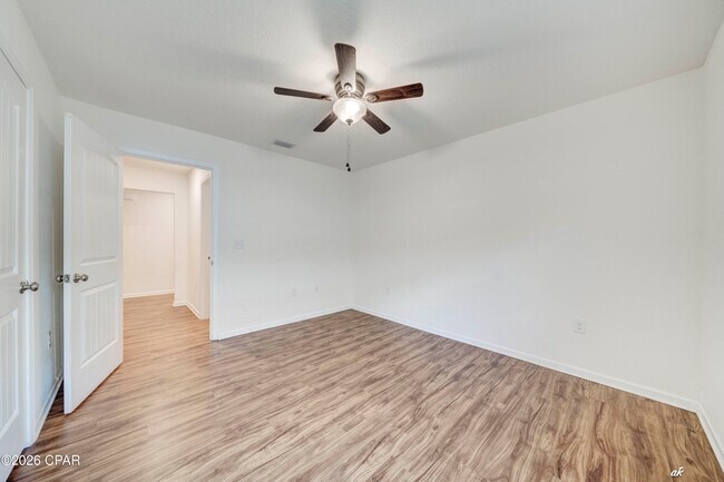 Building Photo - 7138 Hatteras Blvd