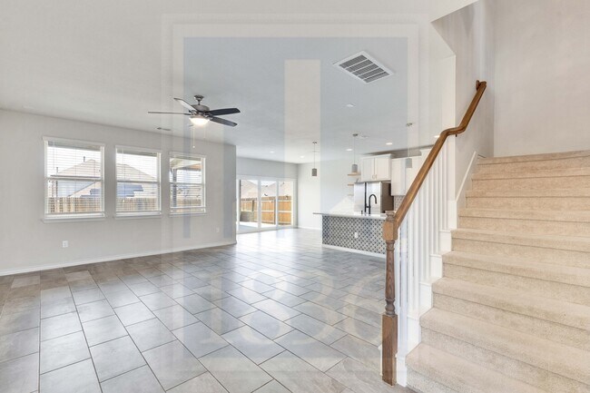 Building Photo - 7604 Vidrine St