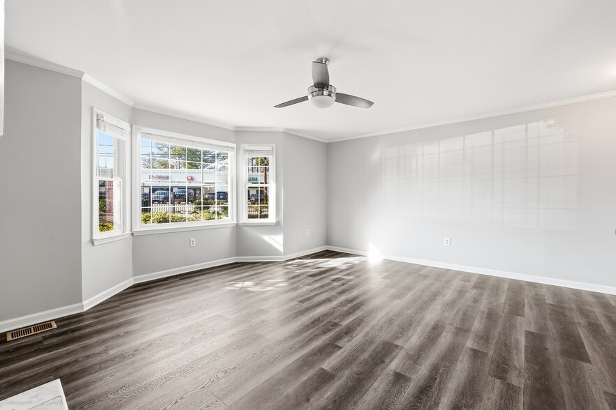 Building Photo - 2071 Defoors Ferry Rd NW