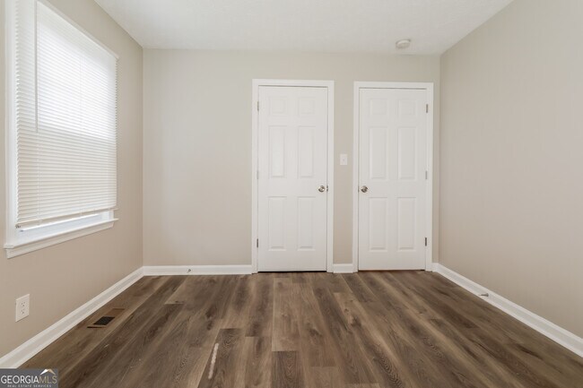 Building Photo - 941 Grier Rd