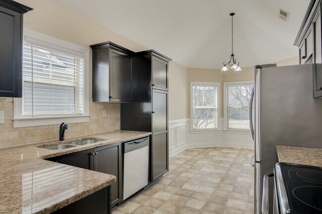 Building Photo - 3615 Penrith Dr