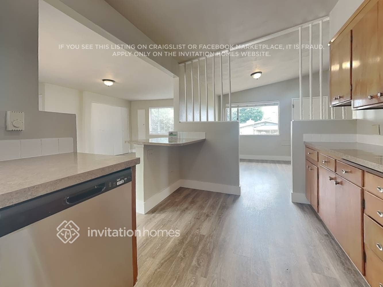 Building Photo - 1131 Lenore Dr