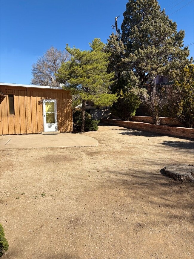 Building Photo - Foothills beauty! Must see!
