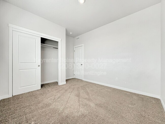 Building Photo - 12761 W Norterra Ln