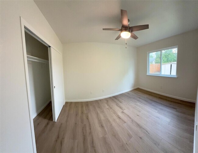 Building Photo - 508 Andover Cove