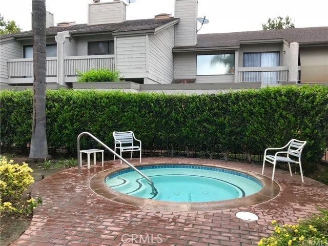 Building Photo - 2220 E Chapman Ave