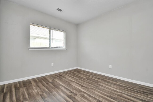 Building Photo - 4511 Coral Rose Ct