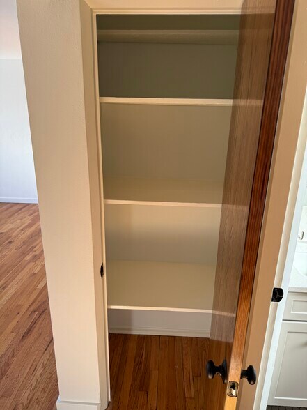 Building Photo - 3948 Brittany Cir