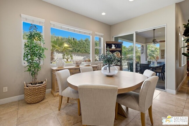 Building Photo - 104 Azzuro Dr