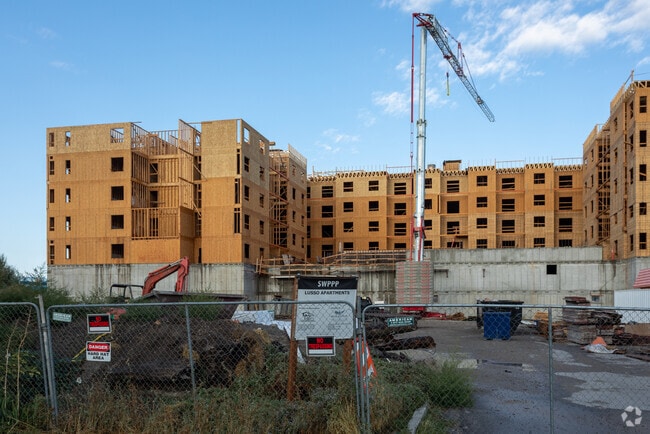 Building Photo - Promontory Place