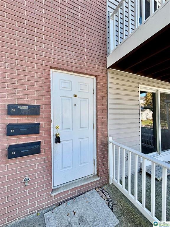 Building Photo - 105 N 7th St