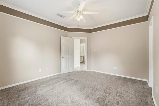 Building Photo - 10223 Dandyline Way