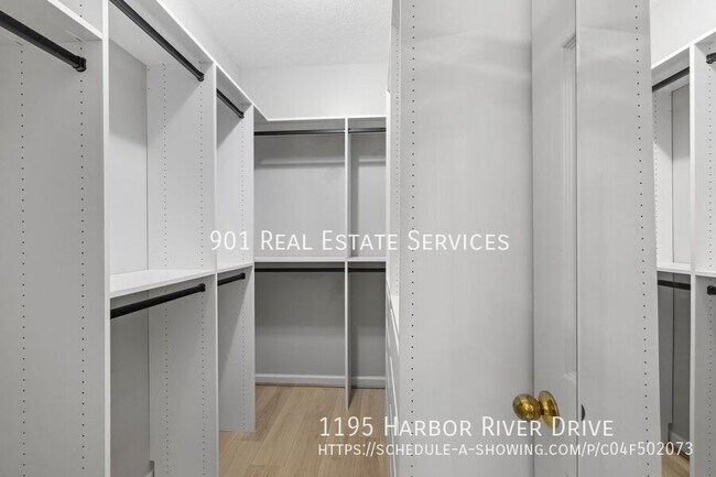 Building Photo - 1195 Harbor River Dr