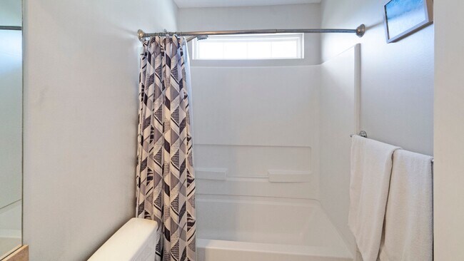 Building Photo - Savannah Sweetwater Station 3-Bed Home with Patio & Large Yard