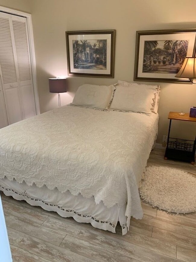 Building Photo - Mostly Furnished 2BR/2BA Condo – Ocean & M...