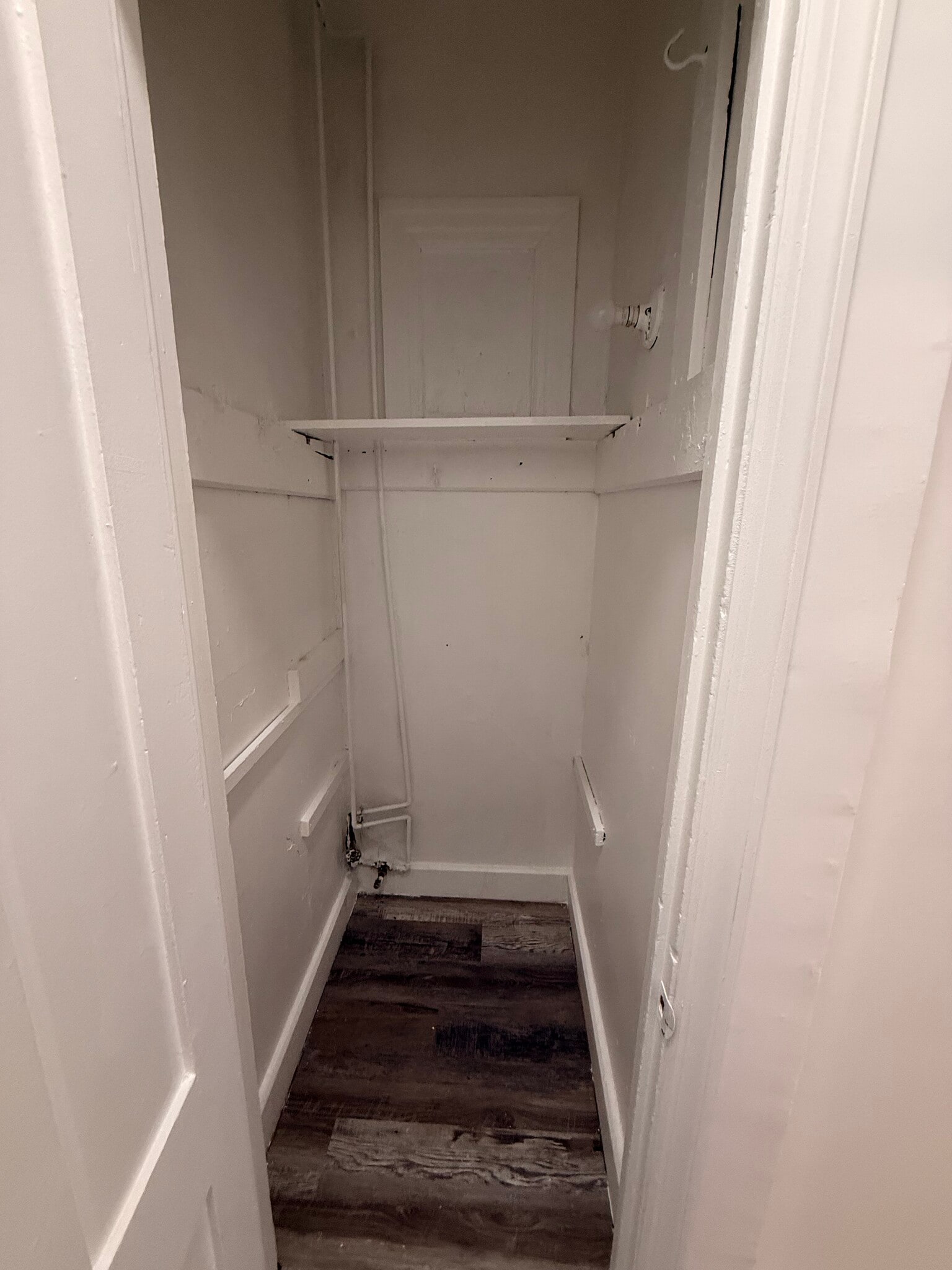 Building Photo - 105 Linden St