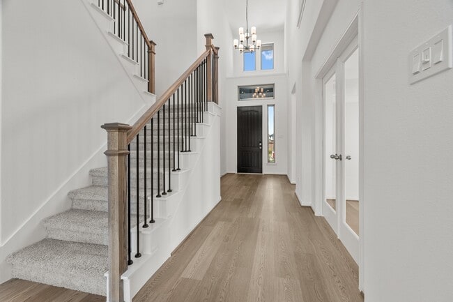 Building Photo - 2610 Glacier Pt Dr