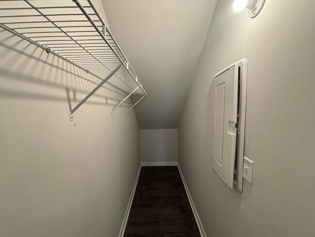 Building Photo - Single Family Home in Cul-de-sac- Holly Ridge