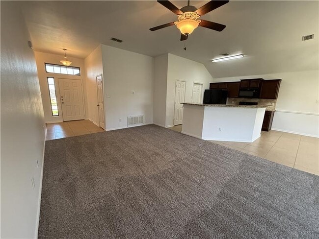 Building Photo - 531 Parkfield Ln