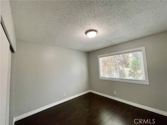 Building Photo - 383 Orchid Ln
