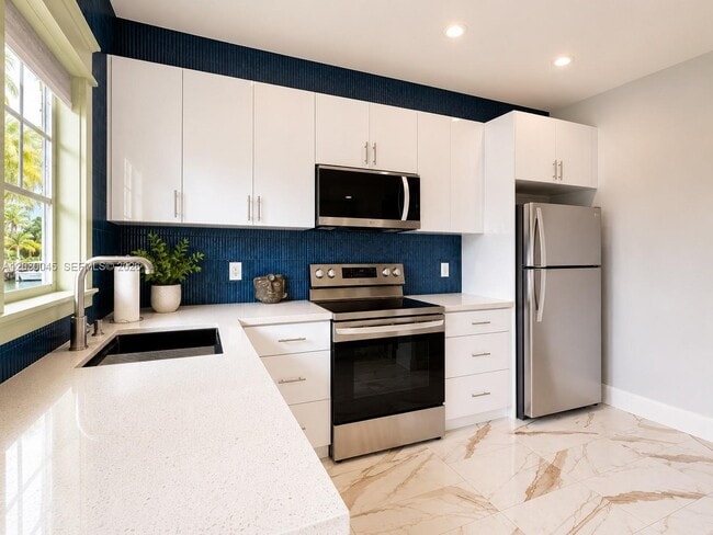 Building Photo - 2137 Calais Dr