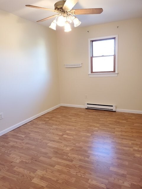 Bedroom 2 - 1566 Thompson Ave