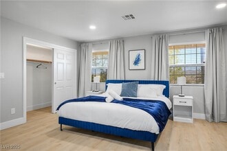 Building Photo - 6990 W Richmar Ave