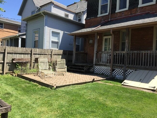 Building Photo - 1441 Worthington St