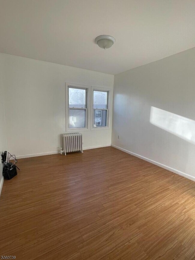 Building Photo - 1116 Walnut St