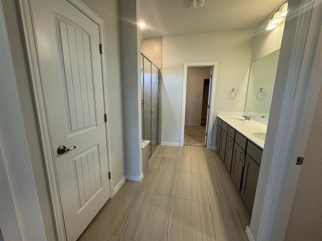 Building Photo - 324 Old Trinity Way