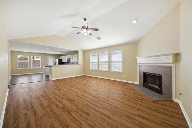 Building Photo - 4030 Mt Everest Way