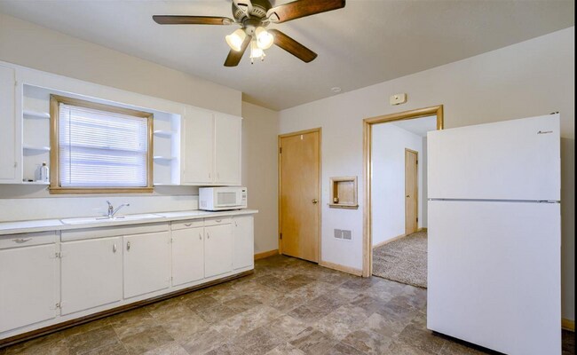 Kitchen - 2417 S 14th St