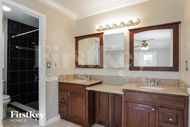 Building Photo - 8492 Buena Vista Rd