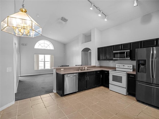 Building Photo - 16741 Rising Star Dr