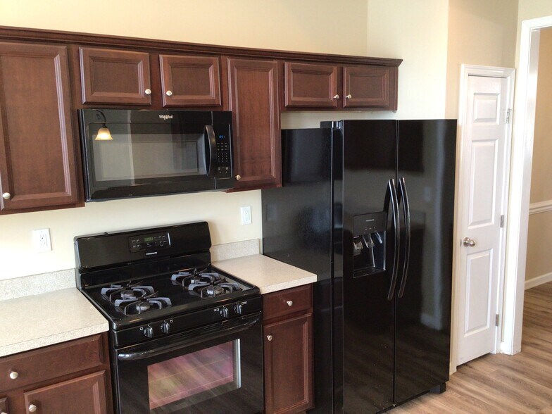 Building Photo - 2631 Cypress Oak Ln
