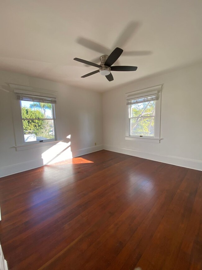 Building Photo - Remodeled Gorgeous House on Cul-de-Sac AND...