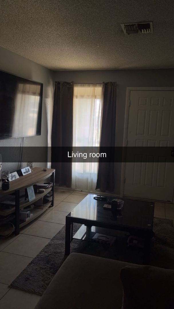 Building Photo - Well Appointed 2 bedroom 2 bathroom available February 1st.  Washer and Dryer Included!!!  Close ...