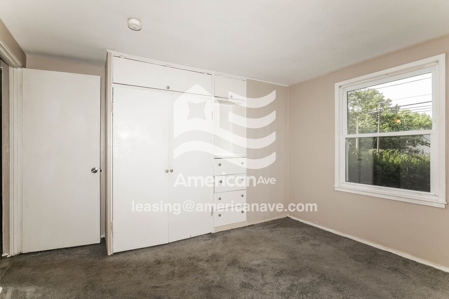Building Photo - 1202 McKinley Ave