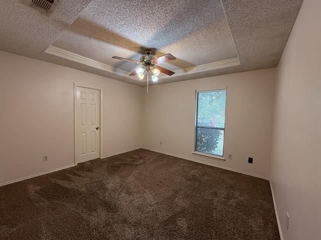 Building Photo - 816 Summit Dr