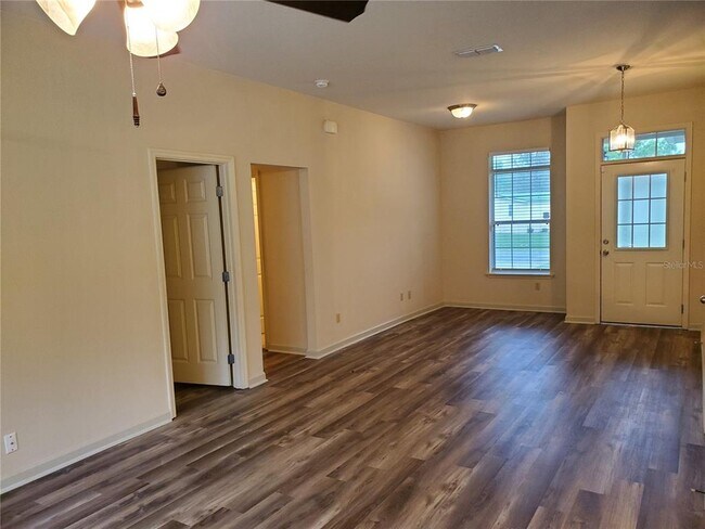 Building Photo - 6941 SW 84th St